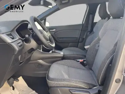 Photo 46 Renault Captur  E-Tech full hybrid 145 ch