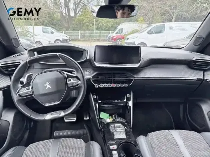 Photo 7 Peugeot 2008  BlueHDi 130 S&S EAT8