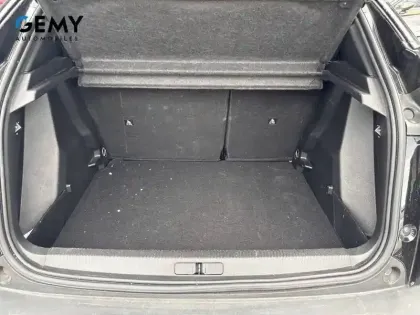 Photo 29 Peugeot 2008 Gén. II Ph1 NG GT 5