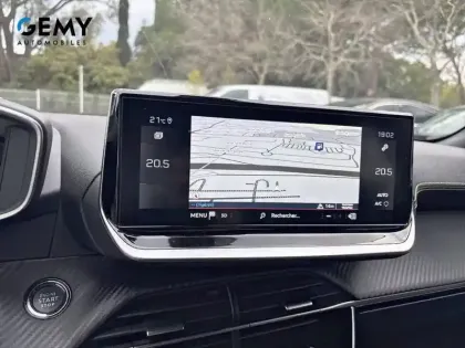 Photo 36 Peugeot 2008 Gén. II Ph1 NG GT 5