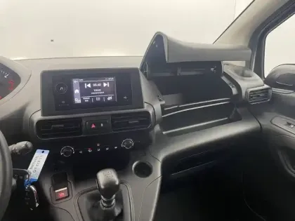 Photo 25 Peugeot Partner  FOURGON M 650 KG BLUEHDI 100 S&S BVM6