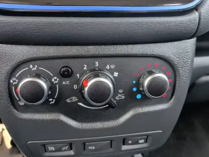 Photo 18 Dacia Lodgy  TCe 130 FAP 7 places