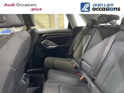 Photo 16 Audi Q3  35 TFSI 150 ch