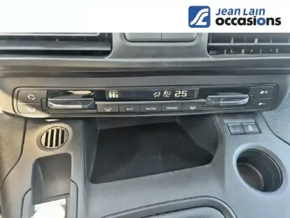 Photo 31 Peugeot Rifter  Long PureTech 110 S&S BVM6
