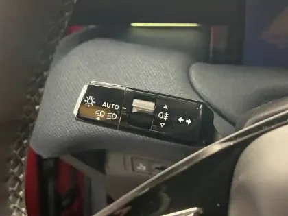 Photo 18 Citroën C5 aircross  Hybride 145 e-DCS6