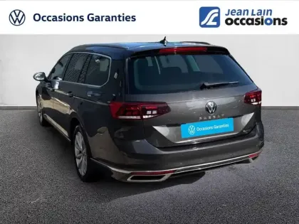 Photo 10 Volkswagen Passat  SW 2.0 TDI EVO SCR 200 DSG7 4Motion