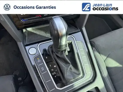 Photo 15 Volkswagen Passat  SW 2.0 TDI EVO SCR 200 DSG7 4Motion