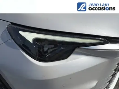 Photo 22 Lexus Lbx  2WD