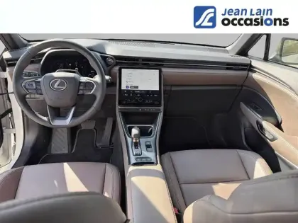 Photo 17 Lexus Lbx  2WD