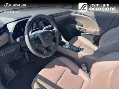 Photo 10 Lexus Lbx  2WD