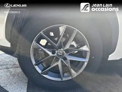 Photo 8 Lexus Lbx  2WD