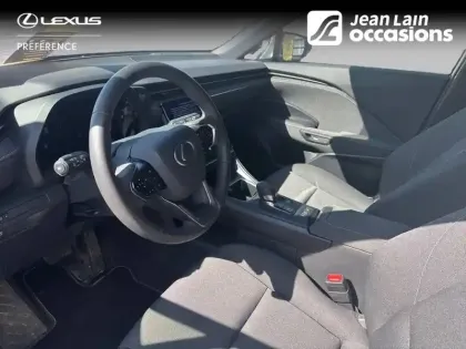 Photo 10 Lexus Lbx  2WD