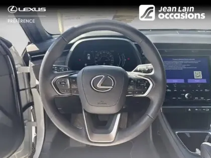 Photo 11 Lexus Lbx  2WD