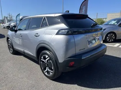 Photo 6 Peugeot 2008  100 S&S BVM6