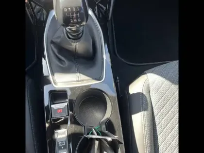 Photo 22 Peugeot 2008  100 S&S BVM6