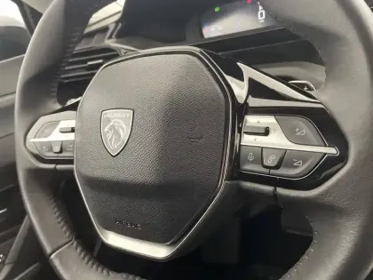 Photo 28 Peugeot 308  BlueHDi 130ch S&S EAT8