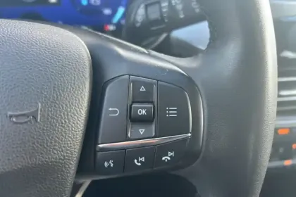 Photo 16 Ford Kuga  2.5 Duratec 225 ch PHEV Powershift