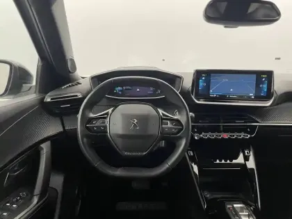 Photo 19 Peugeot 2008  Electrique 136 ch