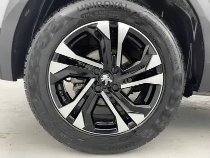 Photo 16 Peugeot 2008  Electrique 136 ch