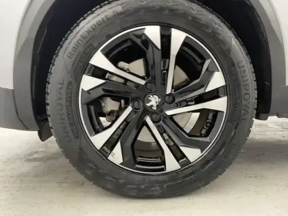 Photo 14 Peugeot 2008  Electrique 136 ch