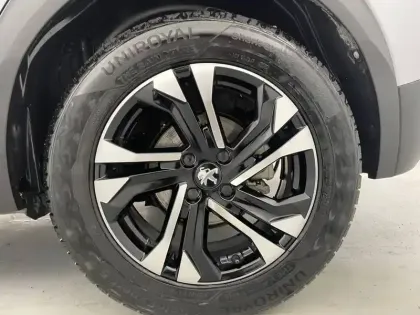 Photo 13 Peugeot 2008  Electrique 136 ch