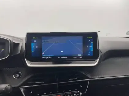 Photo 17 Peugeot 2008  Electrique 136 ch