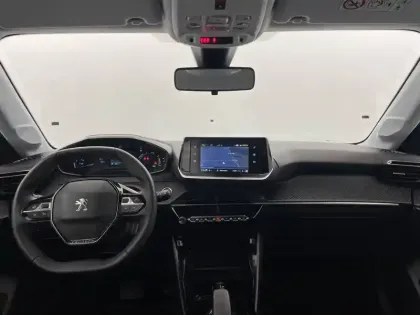 Photo 31 Peugeot 208  Electrique 50 kWh 136ch