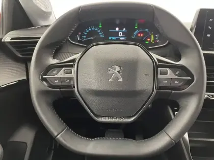 Photo 24 Peugeot 208  Electrique 50 kWh 136ch
