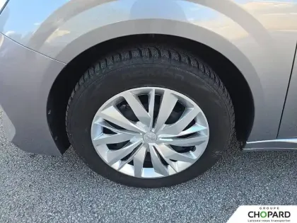 Photo 61 Peugeot 208 Gén. II Ph1 NG Like 5