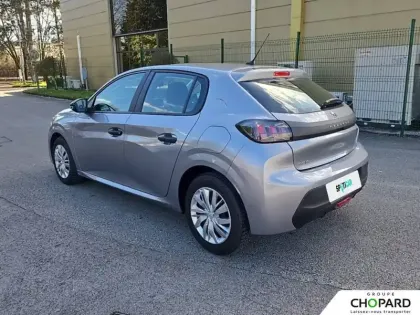 Photo 34 Peugeot 208  PureTech 75 S&S BVM5