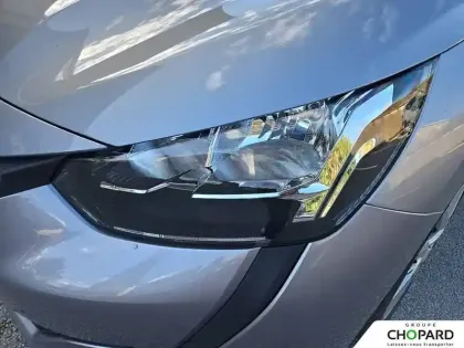 Photo 26 Peugeot 208  PureTech 75 S&S BVM5