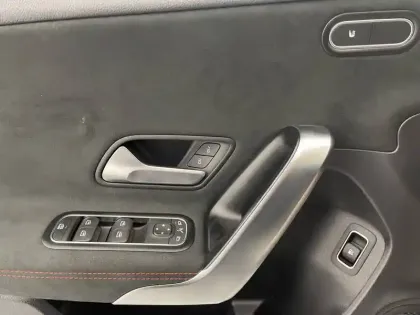 Photo 27 Mercedes Classe A  250 e Hybrid EQ