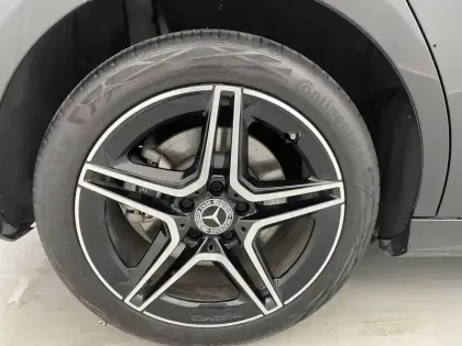 Photo 18 Mercedes Classe A  250 e Hybrid EQ