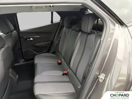 Photo 10 Peugeot 2008  PureTech 130 S&S EAT8