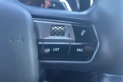 Photo 16 DS DS 7  Hybride Rechargeable E-Tense 225 EAT8