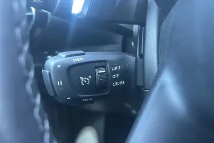 Photo 14 DS DS 7  Hybride Rechargeable E-Tense 225 EAT8