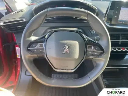 Photo 16 Peugeot 2008  PureTech 100 S&S BVM6