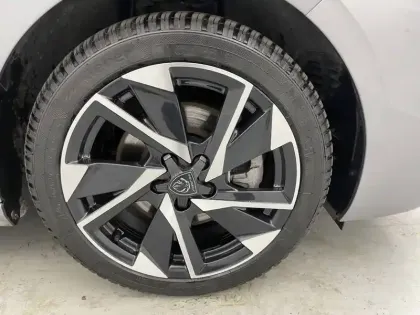 Photo 17 Peugeot 308  SW BlueHDi 130ch S&S EAT8