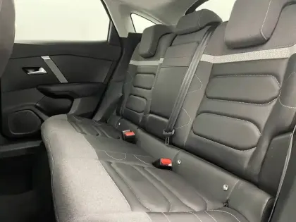 Photo 14 Citroën C4  BlueHDi 130 EAT8