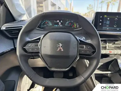 Photo 16 Peugeot 208  Electrique 50 kWh 136ch
