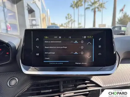 Photo 19 Peugeot 208  Electrique 50 kWh 136ch