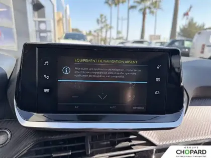 Photo 12 Peugeot 208  Electrique 50 kWh 136ch