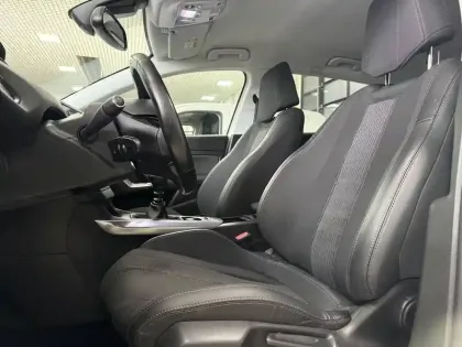 Photo 9 Peugeot 308  PureTech 130ch S&S BVM6