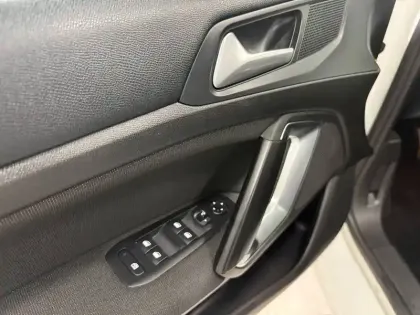 Photo 22 Peugeot 308  PureTech 130ch S&S BVM6