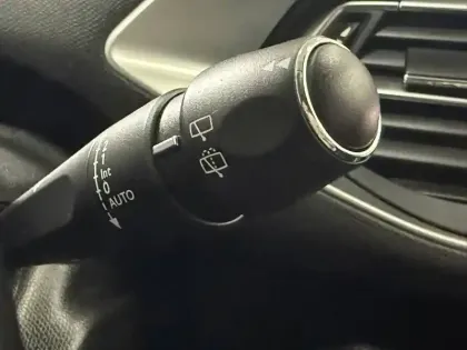 Photo 30 Peugeot 308  PureTech 130ch S&S BVM6