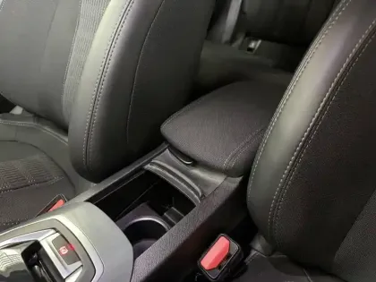 Photo 34 Peugeot 308  PureTech 130ch S&S BVM6