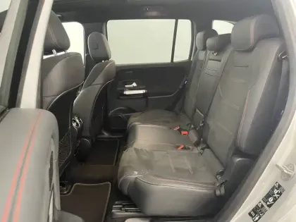 Photo 15 Mercedes Classe B EQB 250