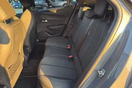 Photo 10 Peugeot 2008  Hybrid 145 e-DCS6