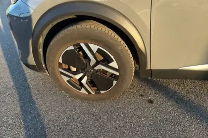 Photo 36 Peugeot 2008 Gén. II Ph2 GT 5