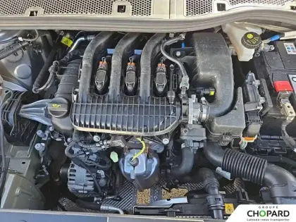 Photo 25 Peugeot 208  PureTech 75 S&S BVM5